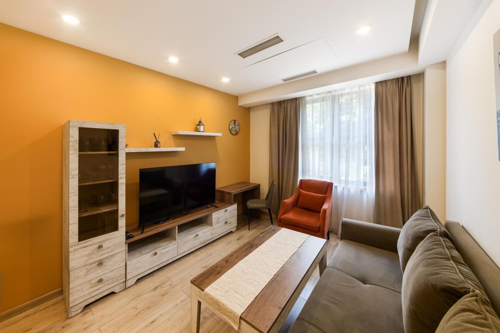 Fantastic Apartments Near Republic Square, Perfect Location, Mystreet Company Ереван Экстерьер фото