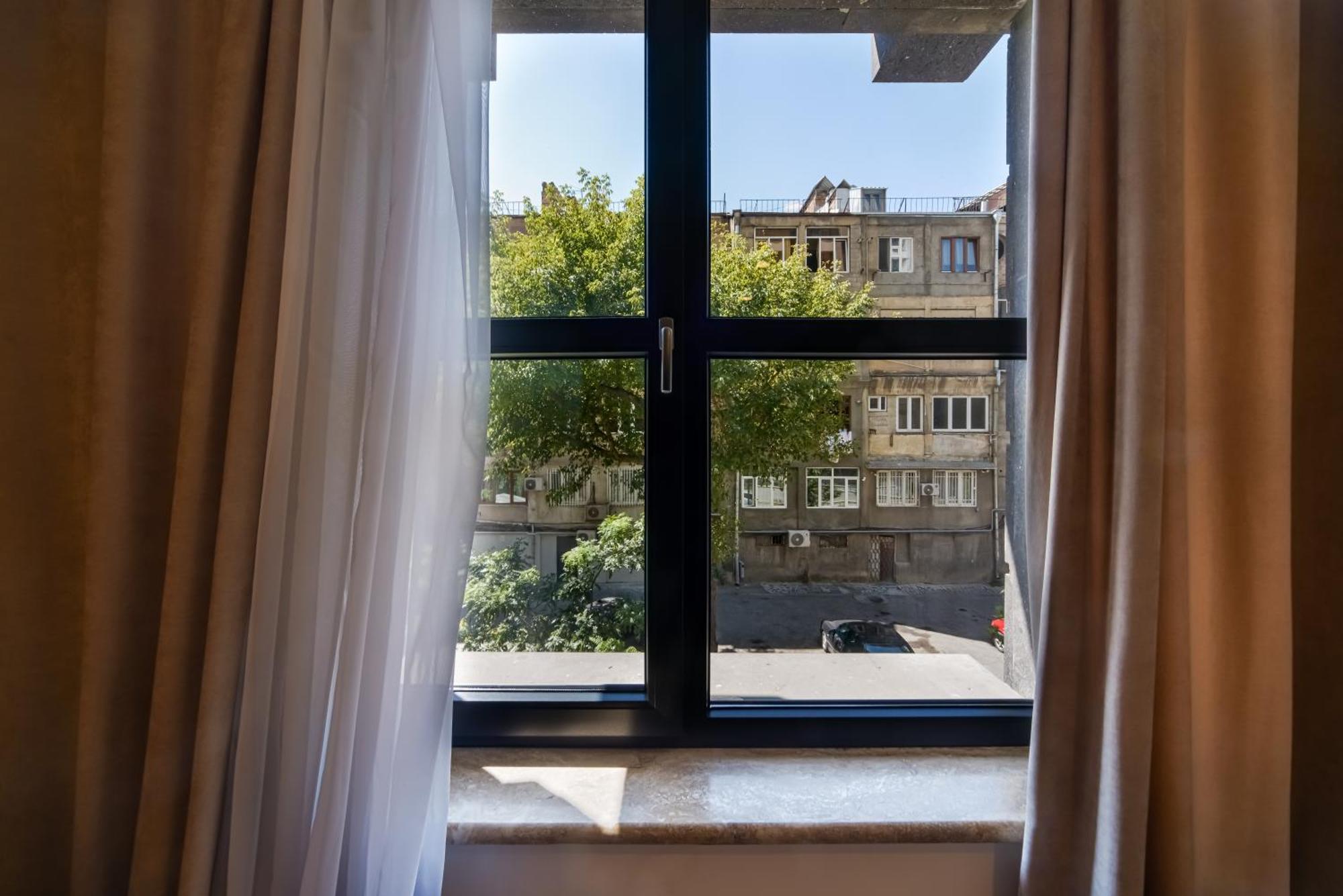 Fantastic Apartments Near Republic Square, Perfect Location, Mystreet Company Ереван Экстерьер фото