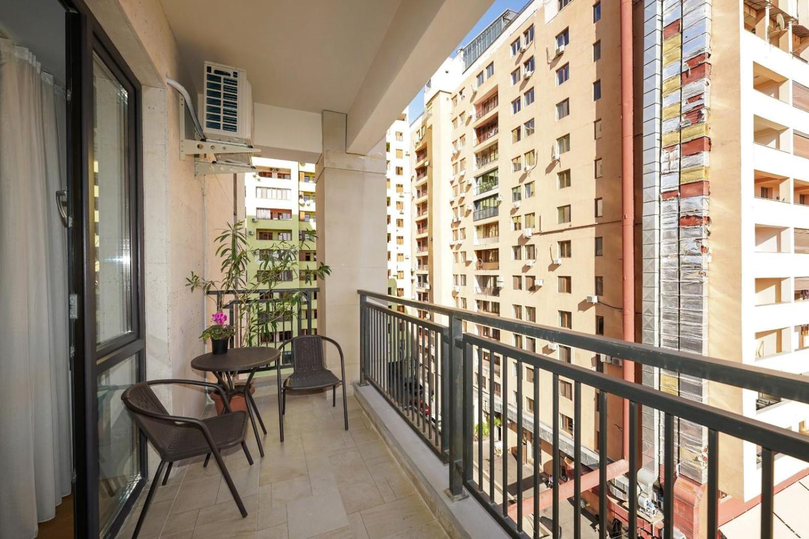 Fantastic Apartments Near Republic Square, Perfect Location, Mystreet Company Ереван Экстерьер фото