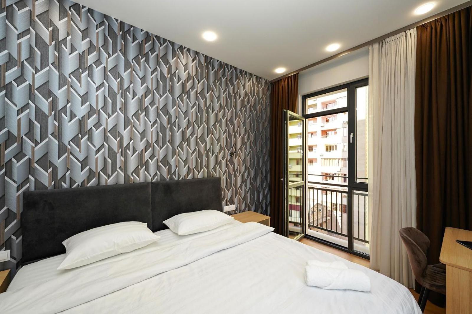Fantastic Apartments Near Republic Square, Perfect Location, Mystreet Company Ереван Экстерьер фото