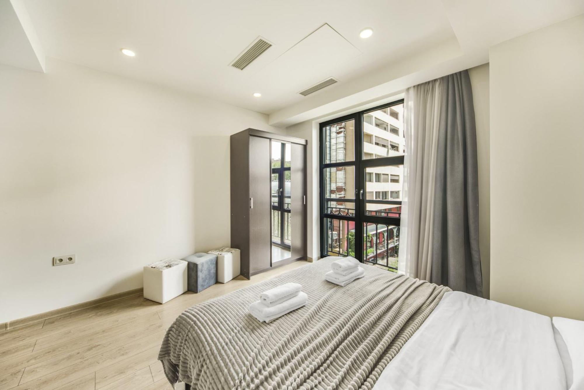 Fantastic Apartments Near Republic Square, Perfect Location, Mystreet Company Ереван Экстерьер фото