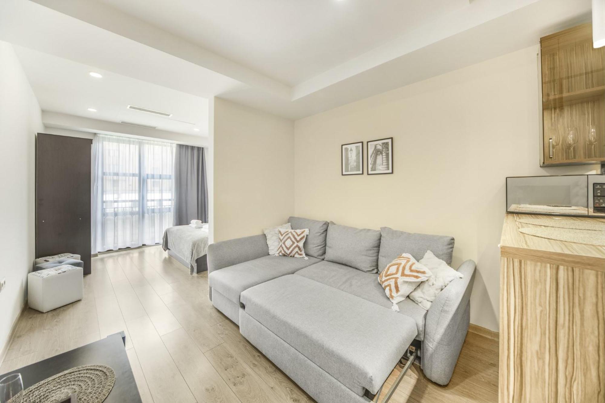 Fantastic Apartments Near Republic Square, Perfect Location, Mystreet Company Ереван Экстерьер фото