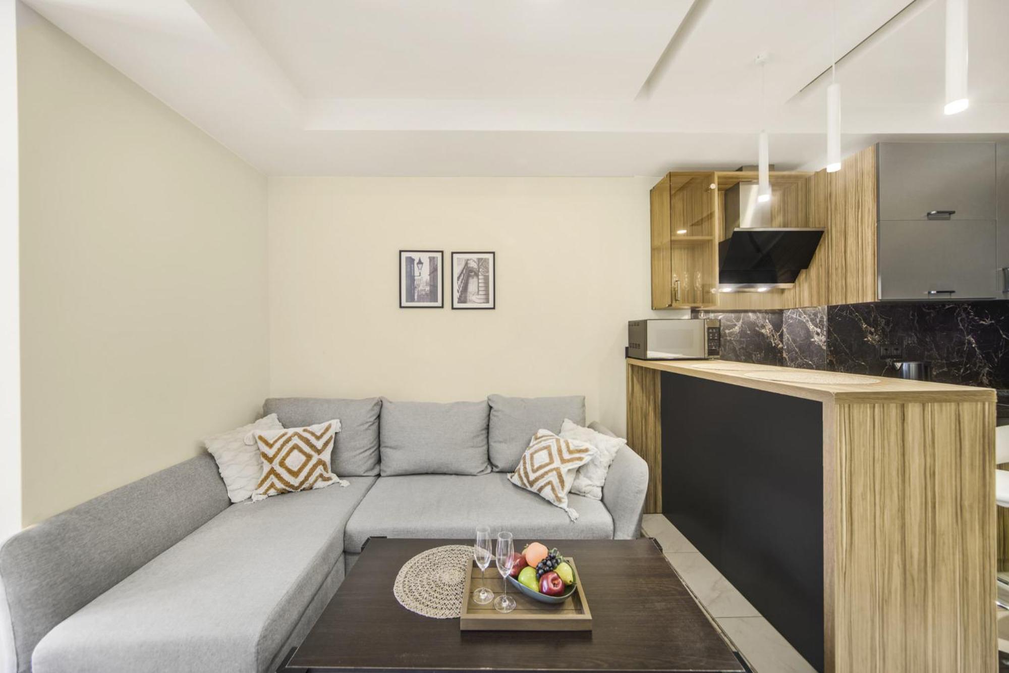 Fantastic Apartments Near Republic Square, Perfect Location, Mystreet Company Ереван Экстерьер фото